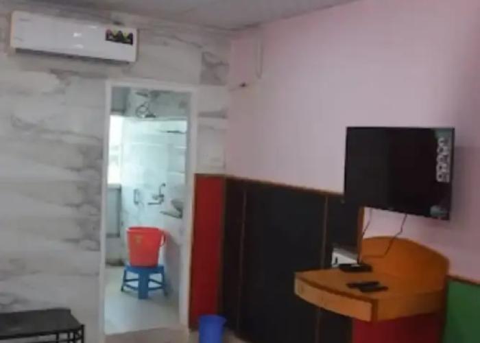 Hotel Prashant International