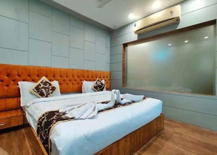 Hotel Prashant International