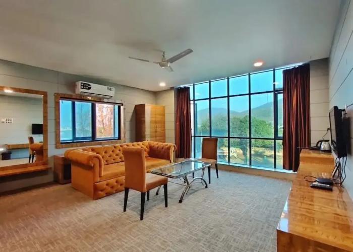 Hotel Prashant International