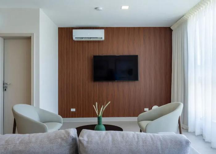 Arcadia Condo Suites