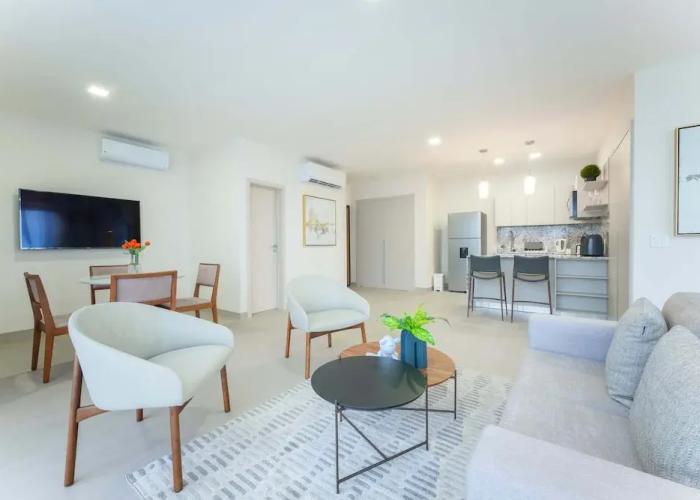 Arcadia Condo Suites