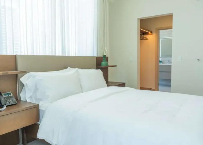 Arcadia Condo Suites