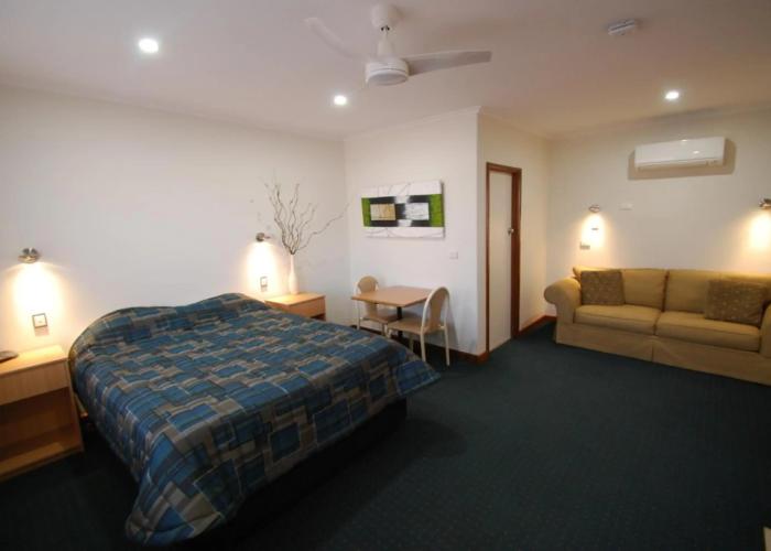 Comfort Inn & Suites Augusta Westside