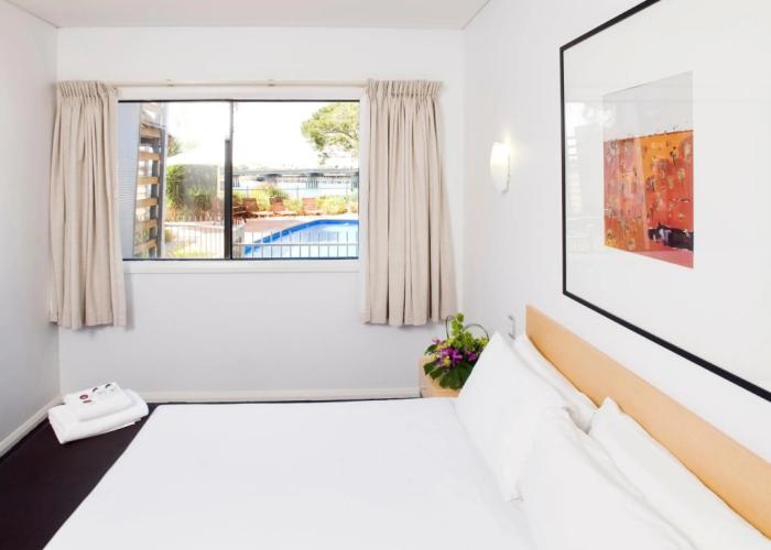 Majestic Oasis Apartments