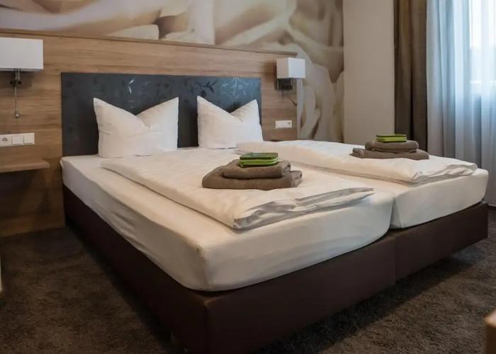 The Outlet Hotel