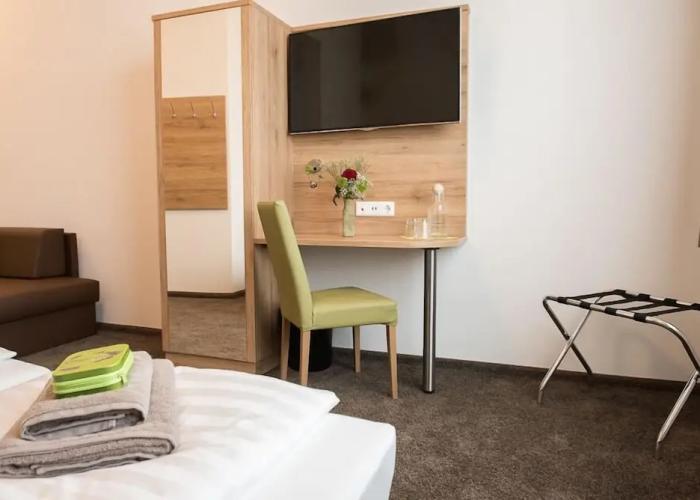 The Outlet Hotel