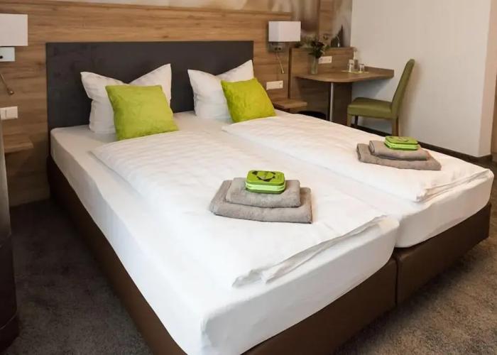 The Outlet Hotel