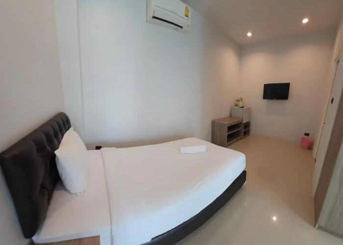 ToffyHome Hotel