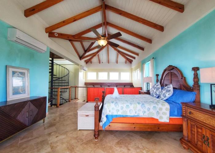 Lucky Duck Villa - Huge Beachfront Pool and Pier