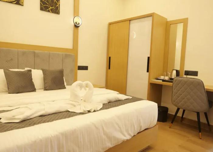Bougainvillea Homestay Munnar