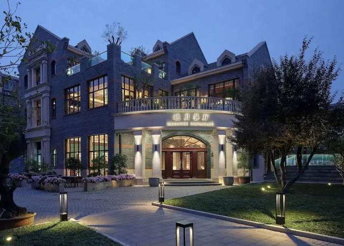 Moonrise Hotels & Resorts
