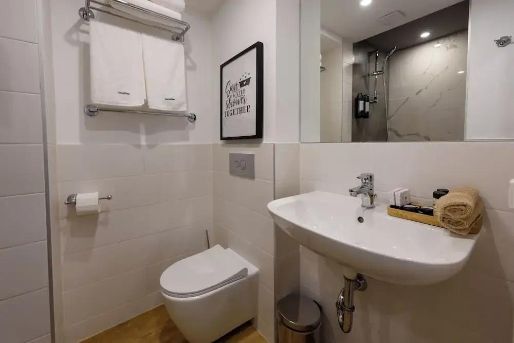 фото Location Hotel