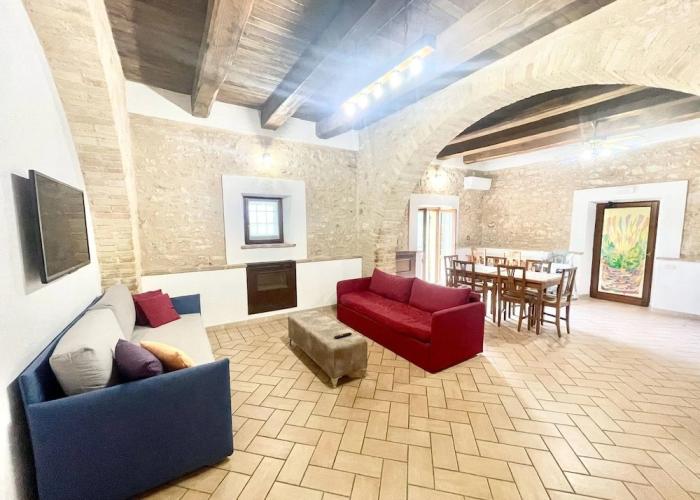 Fab Villa With Fenced Pool, Huge Grounds, Mediation Park, Child Activity Park