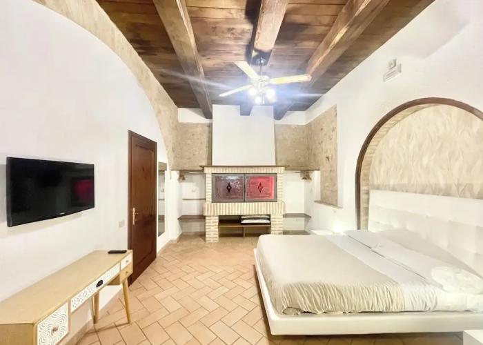 Fab Villa With Fenced Pool, Huge Grounds, Mediation Park, Child Activity Park