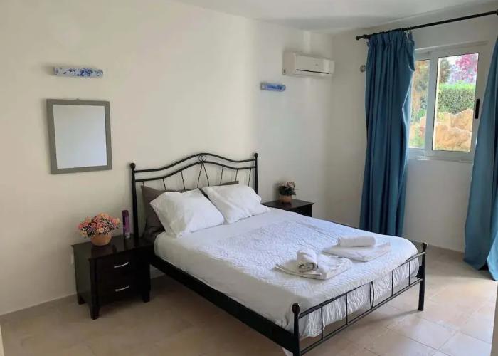 Cassiopeia 3-Bedroom House on beach