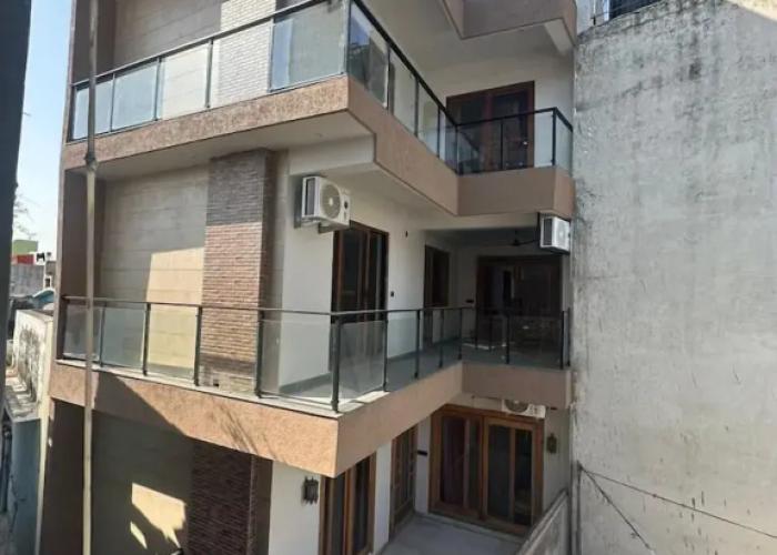Yes Hotel By The Ganges