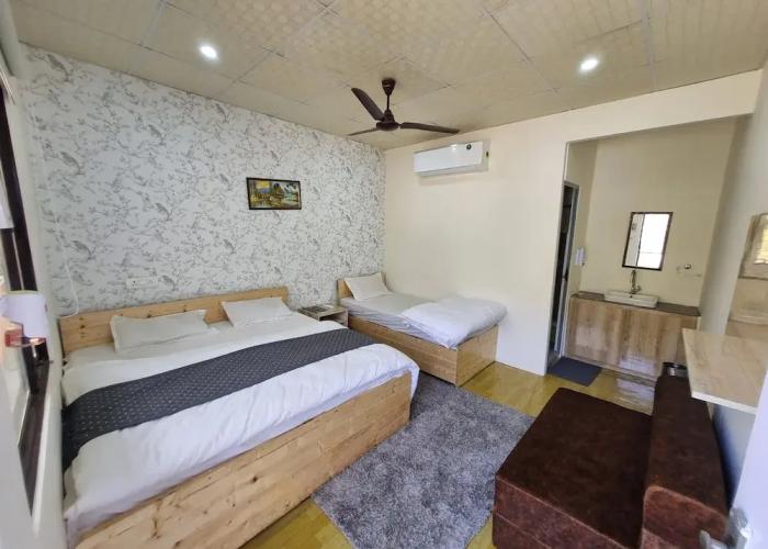 The Seven Hills Resort