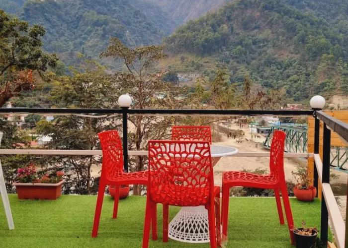 The Seven Hills Resort