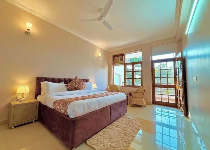 Luxury 4 Bedroom's Independent villa