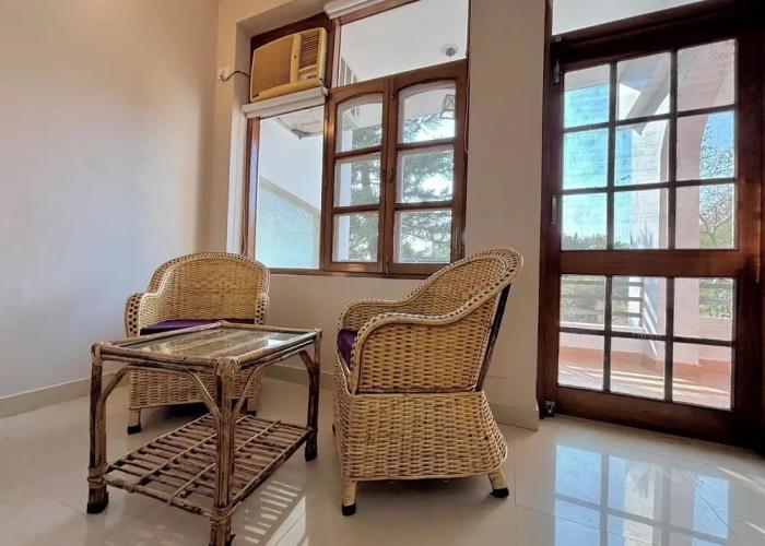 Luxury 4 Bedroom's Independent villa