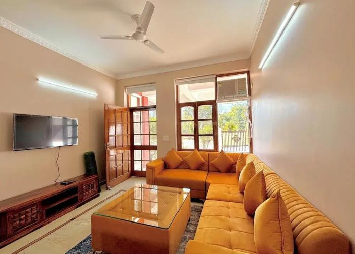 Luxury 4 Bedroom's Independent villa