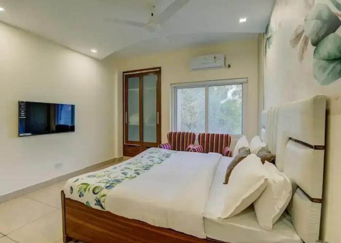 Luxury 3 Bedroom's Apartment