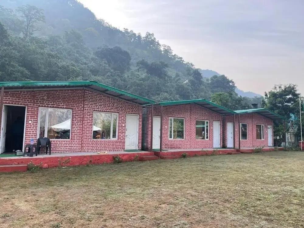 фото River Camp Cottages Rishikesh