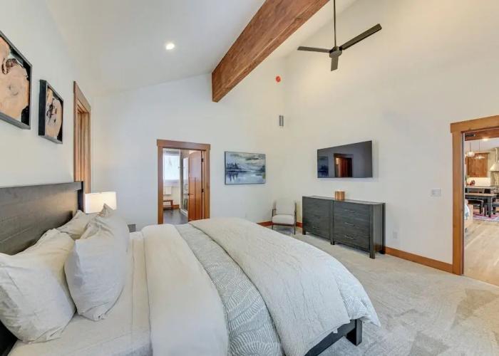 Ski-in/out Schweitzer Mountain Home in Sandpoint!