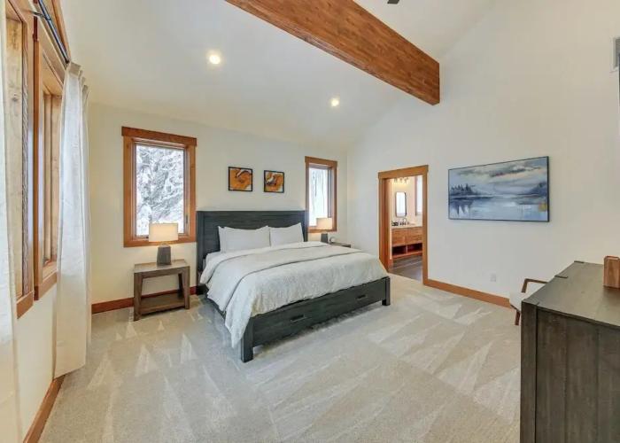 Ski-in/out Schweitzer Mountain Home in Sandpoint!