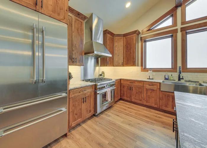 Ski-in/out Schweitzer Mountain Home in Sandpoint!