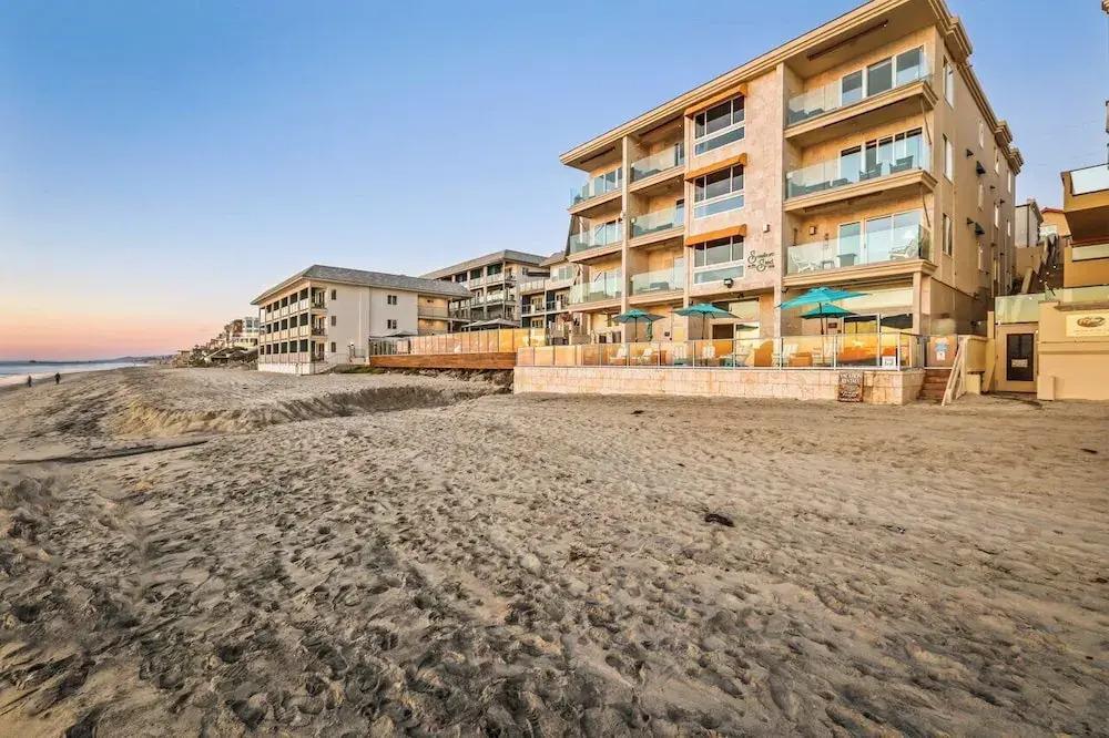 Seashore on the Sand