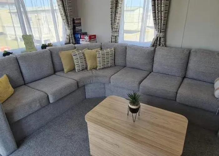 Mikey 3 bed Balcony Rhyl