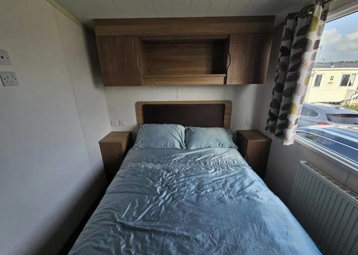 Angie 2 Bed Rhyl Robinhood