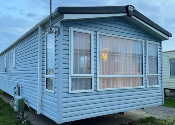 3 Bedroom Stunning Caravan Justin
