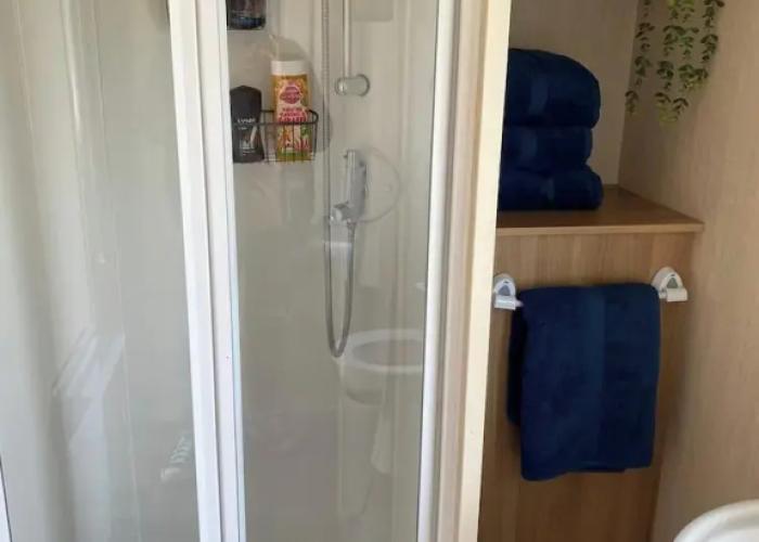 3 Bed Caravan Rob in Rhyl