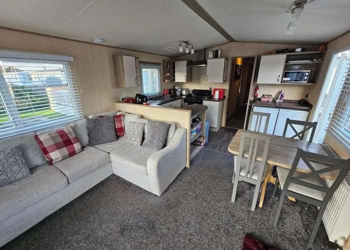 Jayden 3 bed Balcony