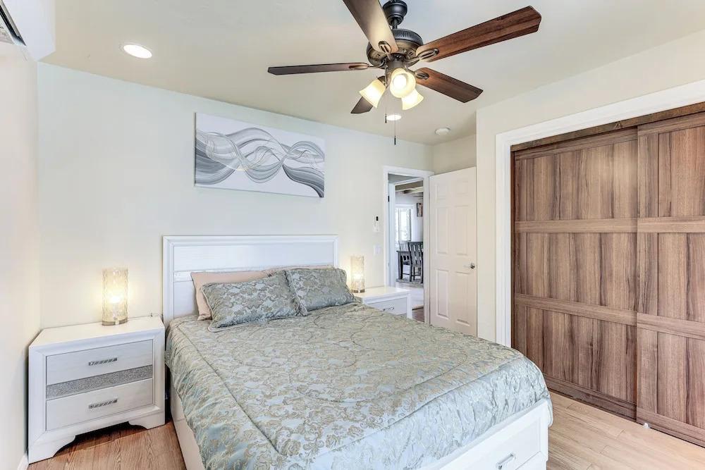 Home w/ 2 Decks - 2 Mi to Lake Gregory Dog Park!