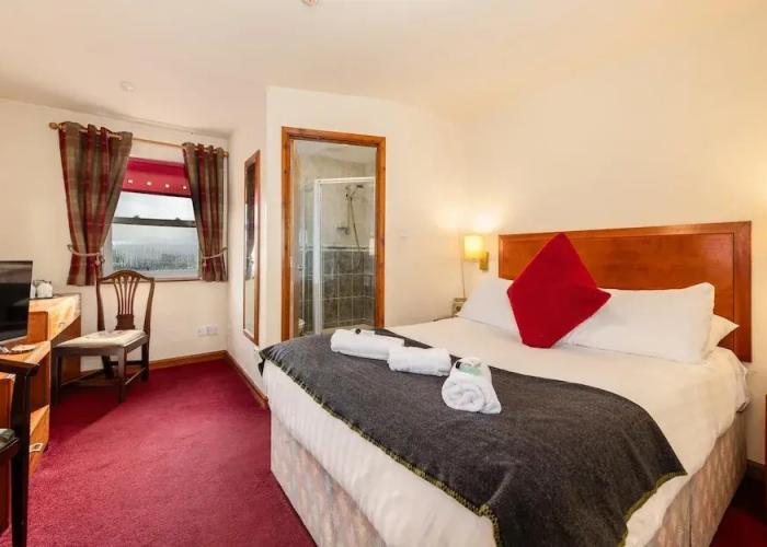 The Red Admiral Hotel