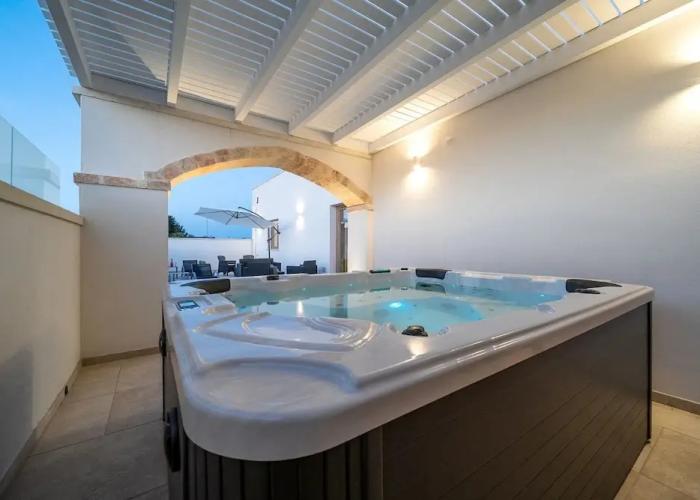 Aurosa Bed and Breakfast