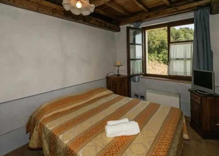 Elegant Apartment Only 1 Hour From Rome
