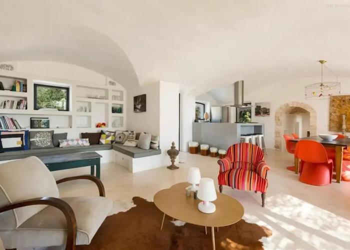 311 Villa con Piscina ad Ostuni