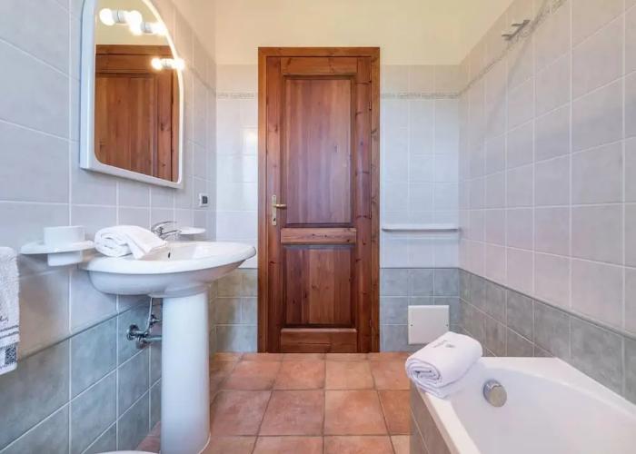 Charming Holiday Home Near La Caletta Beaches