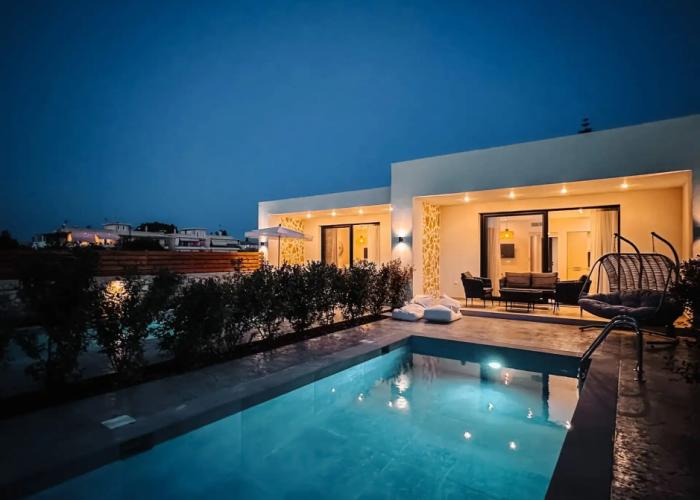 Melior  Luxury Villas