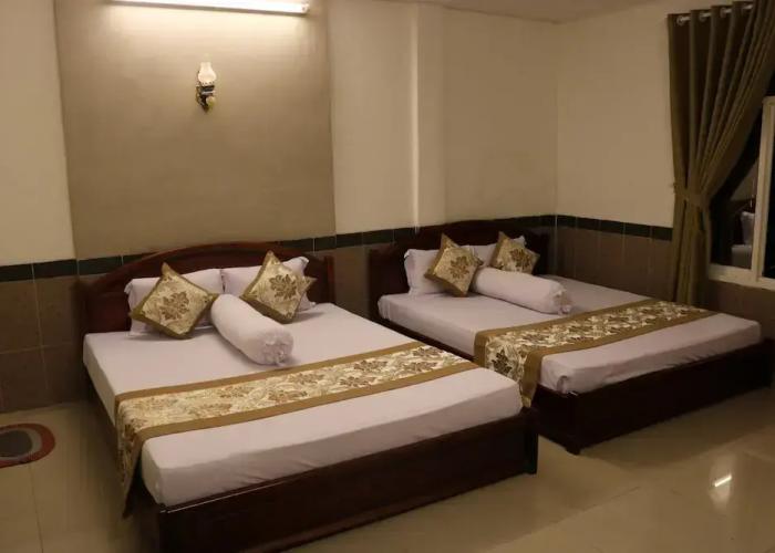 Ngoc Son Hotel