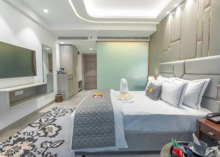 Mastiff Select Mandavya Dharamkot