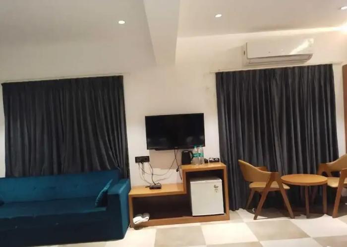 Hotel Prince Garden Daman
