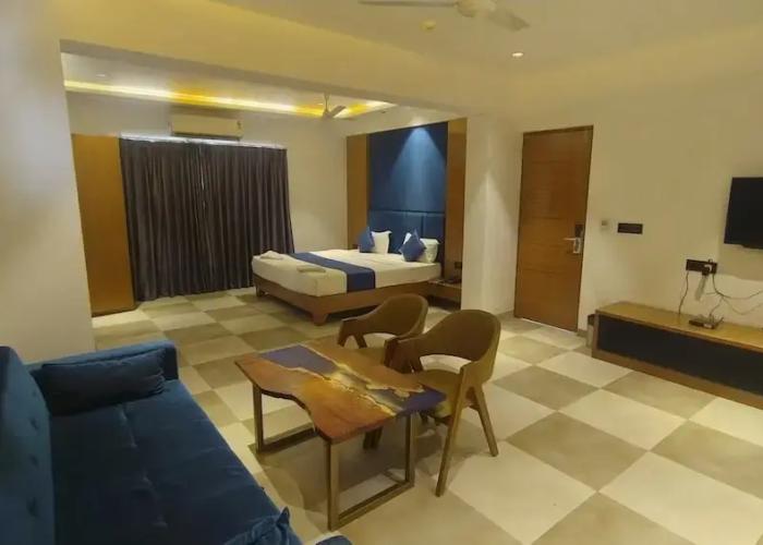 Hotel Prince Garden Daman