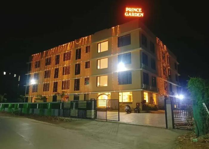 Hotel Prince Garden Daman