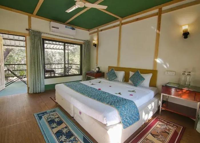 Wilderness camp Resort Pench
