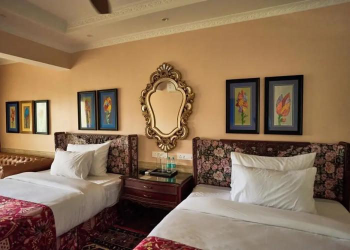 Mayfair Manor Alibag